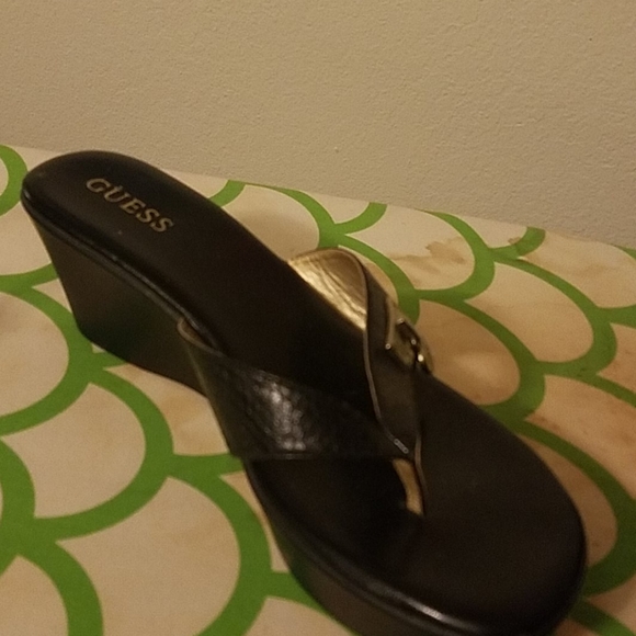 Guess Slip-on shoes - Picture 6 of 8